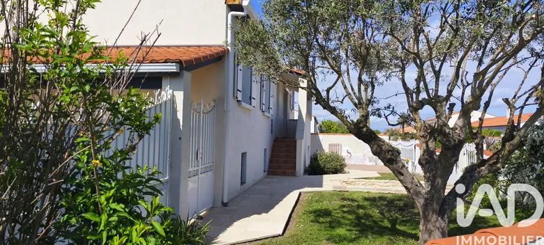 Maison 9 pièces 207 m² · à Esnandes · 207 m² · 569 000 €