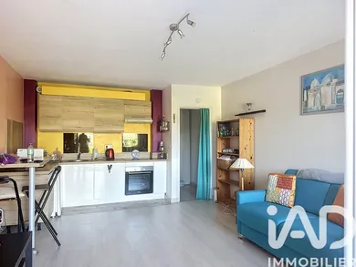 Apartment in Lorgues (83510)