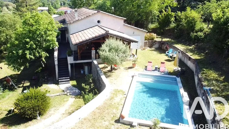 Maison 5 pièces 187 m² · à Lablachère · 186,6 m² · 420 000 €