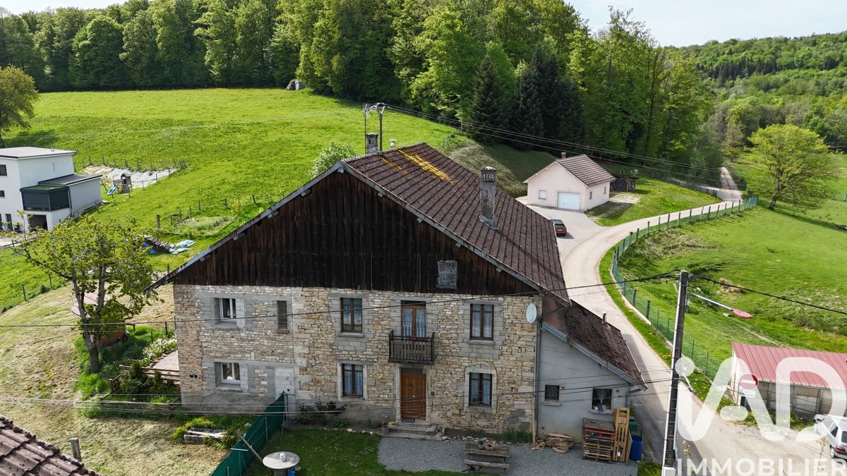 Vente maison à Étalans (25580) : maison 9 pièces 310 m²