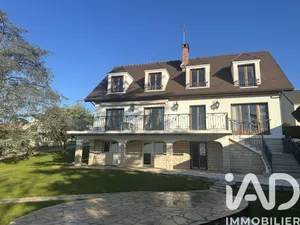 Demeure à Saint-Fargeau-Ponthierry (77310)