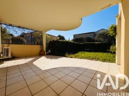 Apartment in Villeneuve-lès-Avignon (30400)