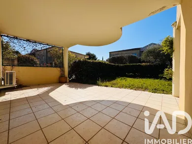 Appartement à Villeneuve-lès-Avignon (30400)