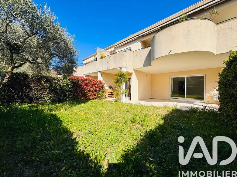 Appartement 3 pièces 82 m² · à Villeneuve-lès-Avignon · 81,7 m² · 250 000 €