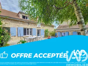 Maison de campagne à Villiers-le-Mahieu (78770)