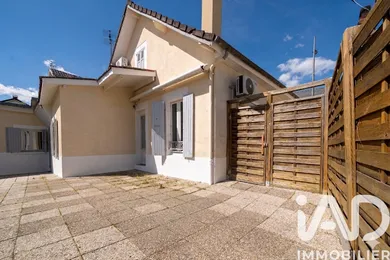 House in Le Lardin-Saint-Lazare (24570)