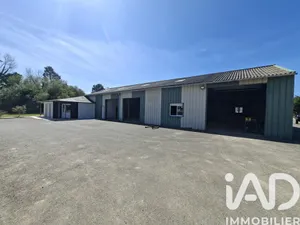 Immeuble à Kermaria-Sulard (22450)