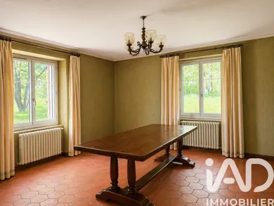 Maison traditionnelle à Cressensac (46600)