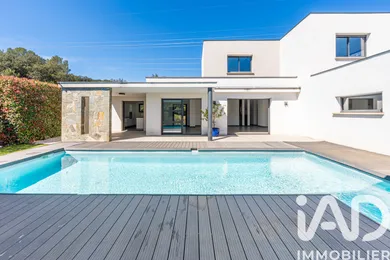 Maison d'architecte à Saint-Gély-du-Fesc (34980)