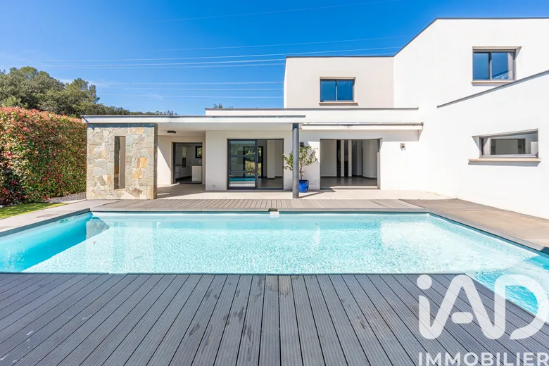 Maison 8 pièces 180 m² · à Saint-Gély-du-Fesc · 180 m² · 870 000 €