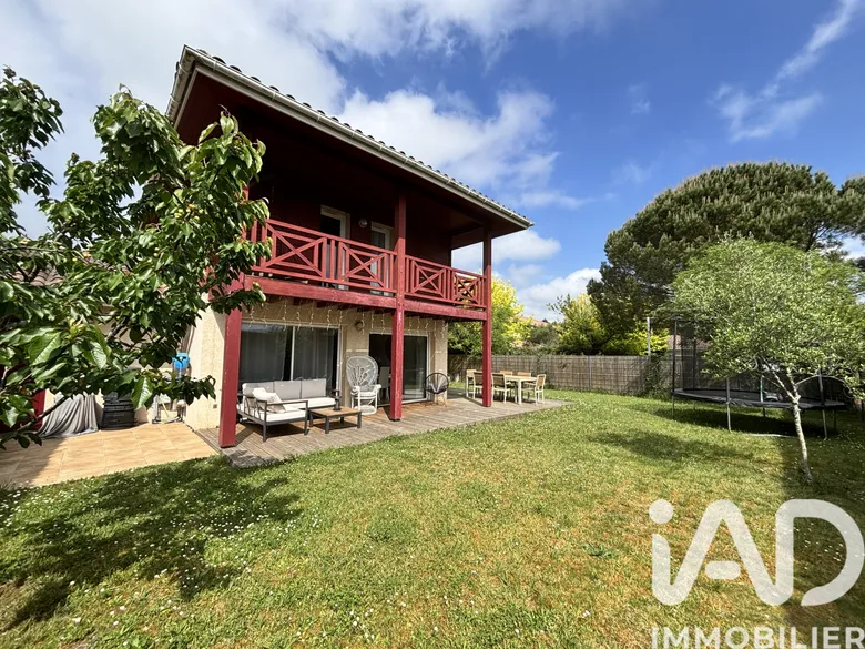 Maison 5 pièces 108 m² · à Angresse · 108 m² · 549 000 €