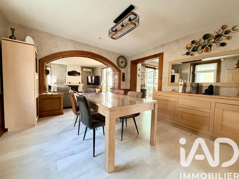Maison 12 pièces 469 m² · à Bezannes · 469 m² · 795 000 €