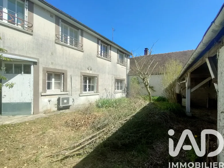 Maison 5 pièces 103 m² · à Courgenay · 103 m² · 102 000 €