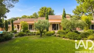 Maison traditionnelle à L'Isle-sur-la-Sorgue (84800)