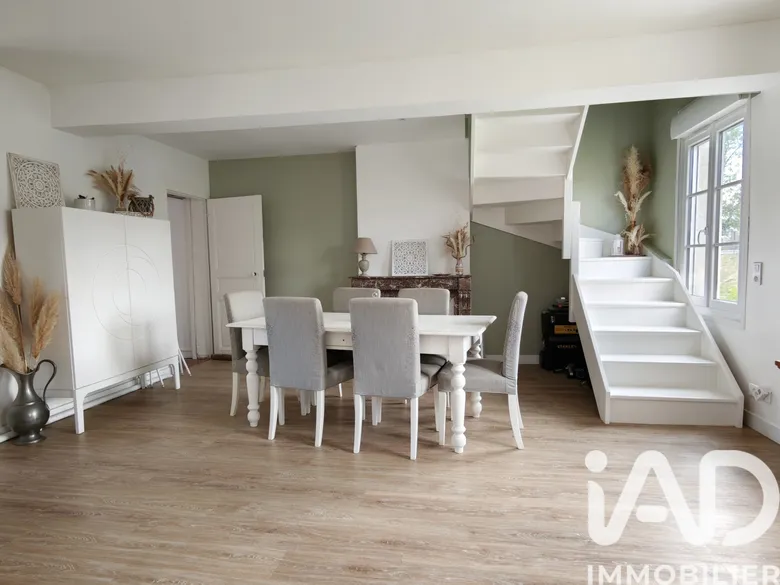 Maison 6 pièces 150 m² · à Villers-sur-Coudun · 150 m² · 345 000 €