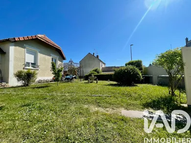 Maison de village à Marolles-sur-Seine (77130)