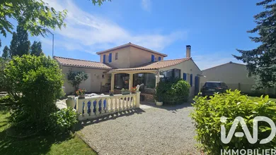 Maison traditionnelle à Le Douhet (17100)