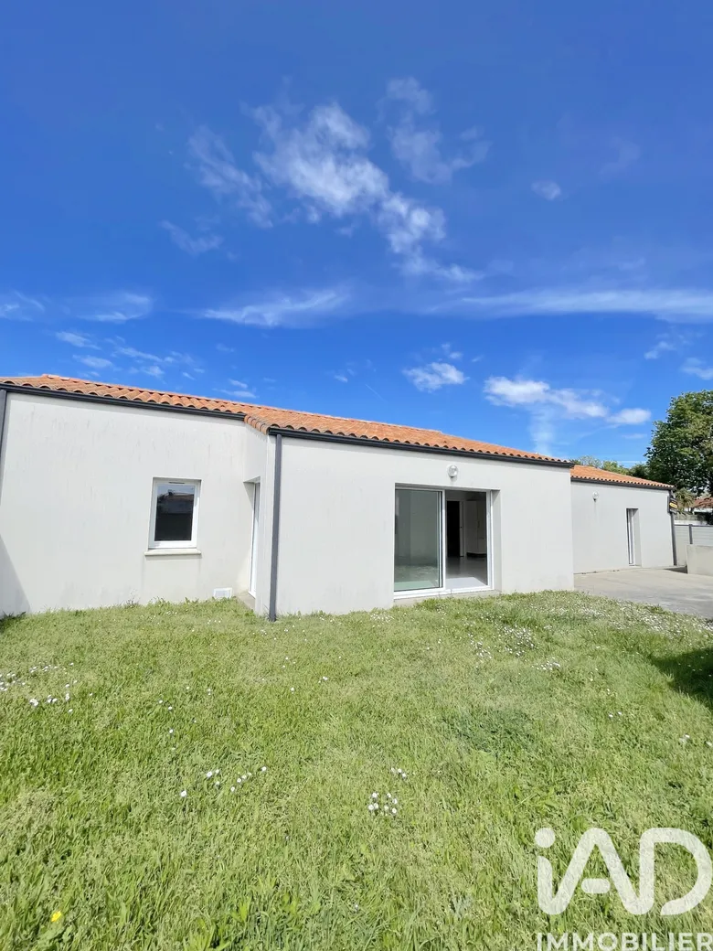 Maison 4 pièces 96 m² · à Les Sables-d'Olonne · 96 m² · 369 900 €
