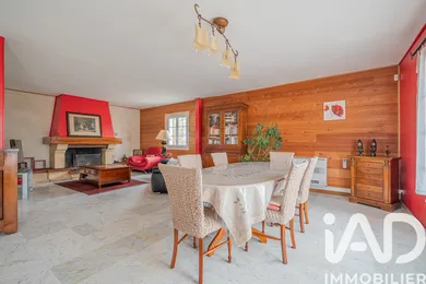 Maison traditionnelle à Fillinges (74250)