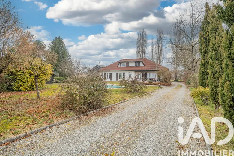 Maison 8 pièces 190 m² · à Fillinges · 190 m² · 790 000 €