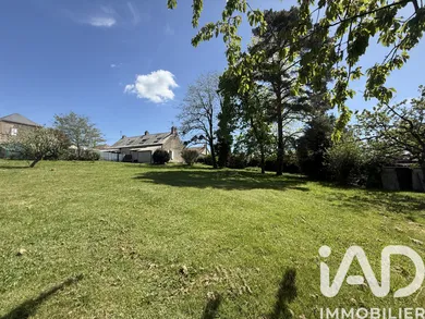 Maison de campagne à Neuvy-Grandchamp (71130)