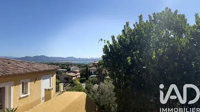Terrain à bâtir à Fréjus (83370)