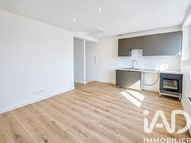 Appartement à Sainte-Geneviève-des-Bois (91700)