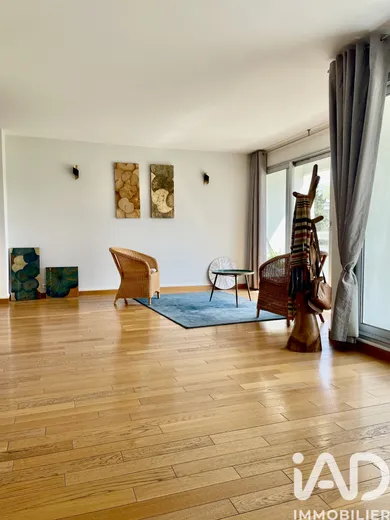 Apartment in Bailly (78870)