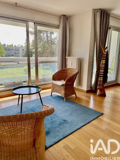 Apartment in Bailly (78870)
