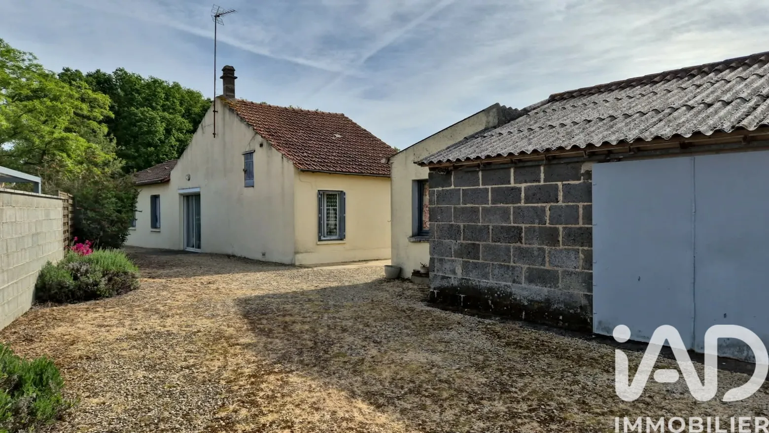 Vente maison à Val en Vignes (79290) : maison de campagne 5 pièces 92 m² - 2010130 — 2