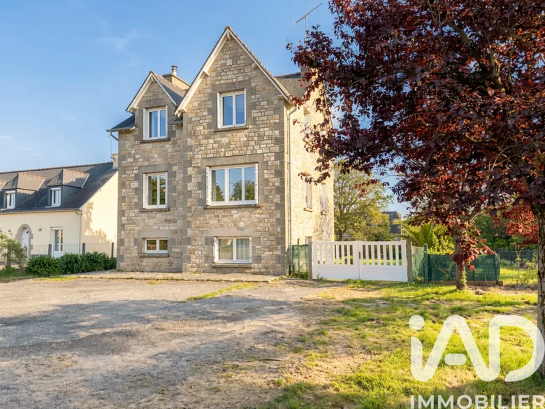 Maison 5 pièces 90 m² · à Plerguer · 90 m² · 240 000 €