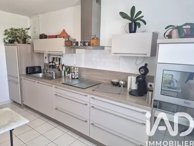 Appartement à La Roche-sur-Yon (85000)