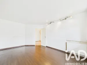 Apartment in Évry (91000)