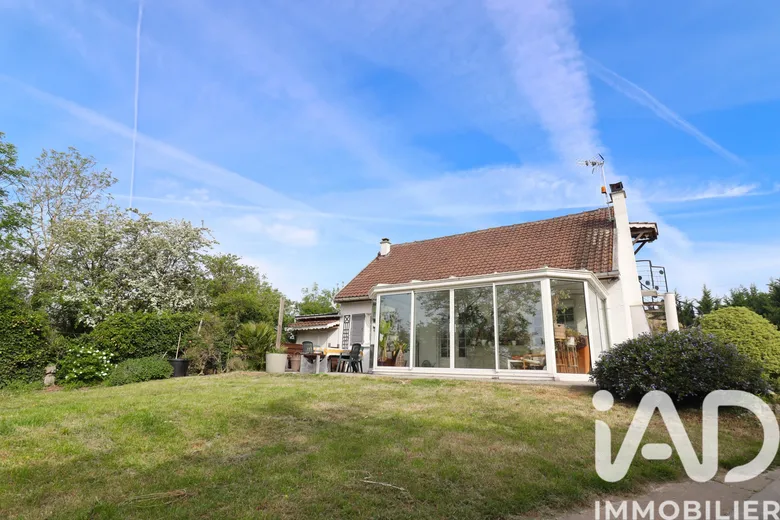 Maison 5 pièces 107 m² · à Mézières-en-Drouais · 107 m² · 219 000 €