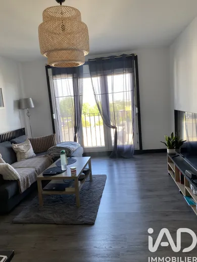 Appartement à La Chapelle-Saint-Luc (10600)