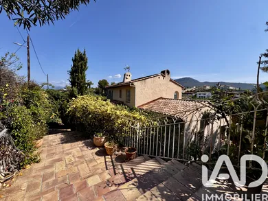 Maison traditionnelle à Colomars (06670)