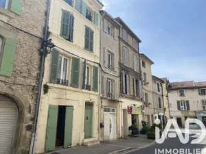 Maison de ville à Eyguières (13430)