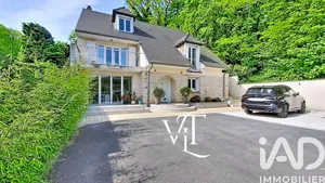 House in Bièvres (91570)