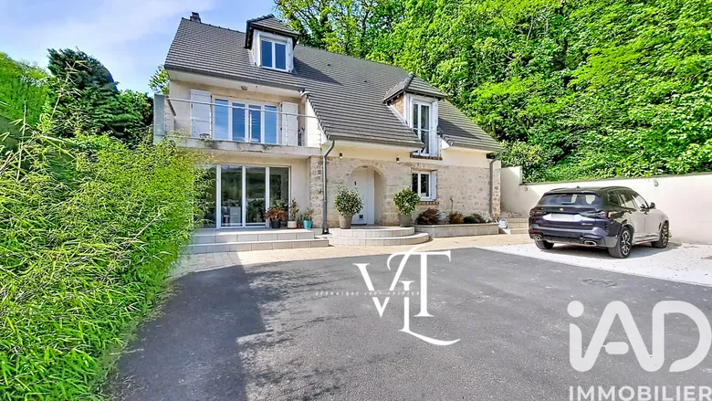 Maison 7 pièces 174 m² · à Bièvres · 174 m² · 899 000 €
