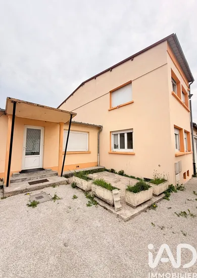 House in Nogent (52800)