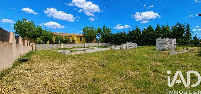 Terrain à bâtir à Villegly (11600) · 81 000 €
