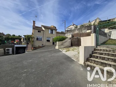House in Saint-Jacques-de-Thouars (79100)