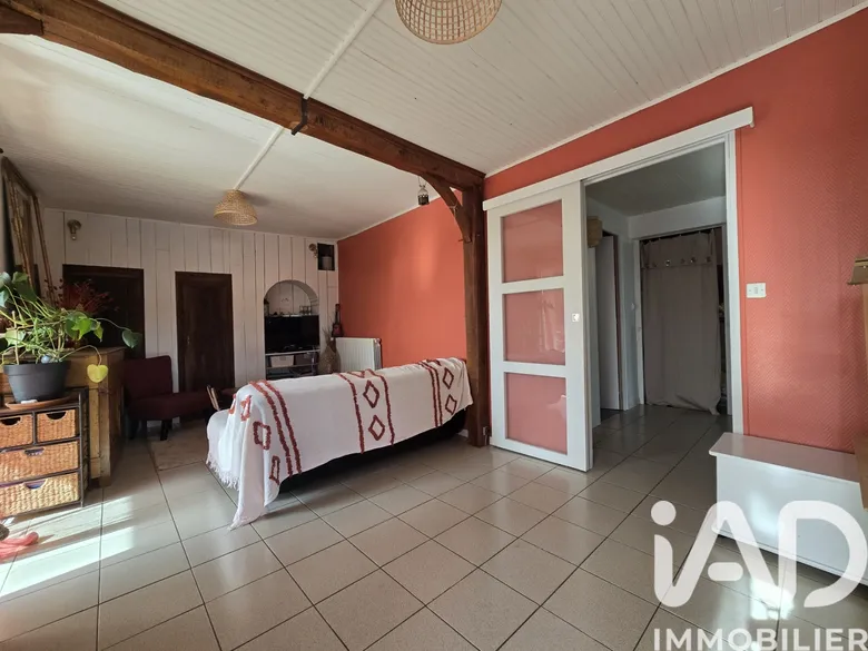Maison 6 pièces 120 m² · à Saint-Jacques-de-Thouars · 120 m² · 159 000 €