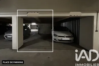 Parking in Paris (75011)