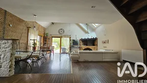 House in Gisors (27140)