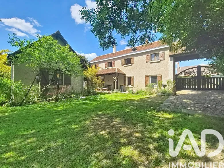 Maison 6 pièces 122 m² · à Vierzon · 122 m² · 184 000 €