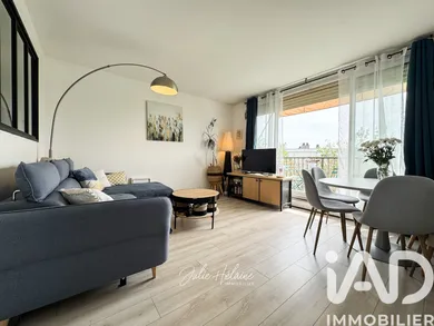 Appartement à Neauphle-le-Château (78640)