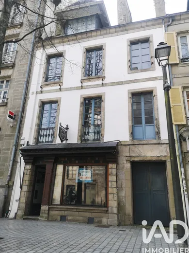 Commercial walls in Quimper (29000)
