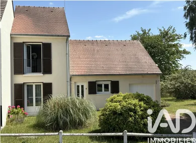 Traditional house in Milly-sur-Thérain (60112)