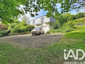 Maison d'architecte à Quenne (89290)